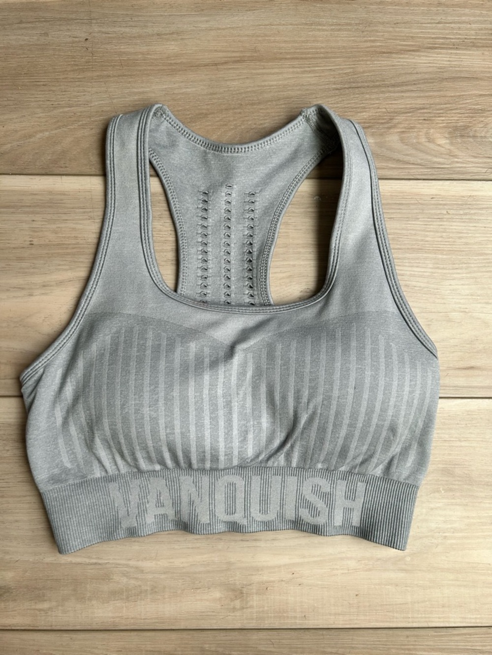 Vanquish Seamless Light Gray Racerback Sports Bra